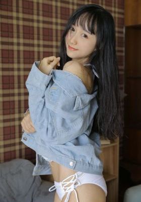 国产有什么踩屎感的鞋_4K免费观看最新